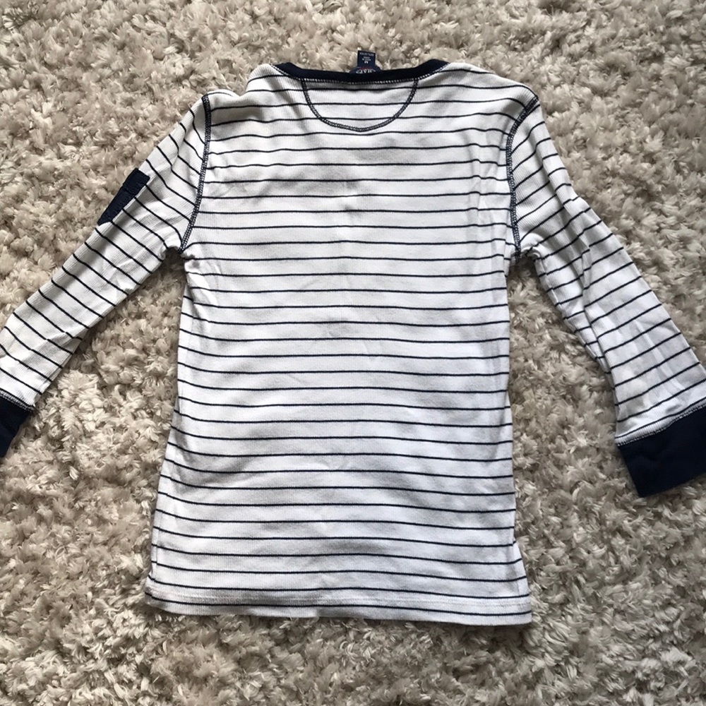 Sweater. Size Medium. By Chaps - Picture 5 of 5